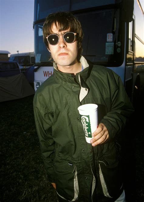 Liam Gallagher sambas